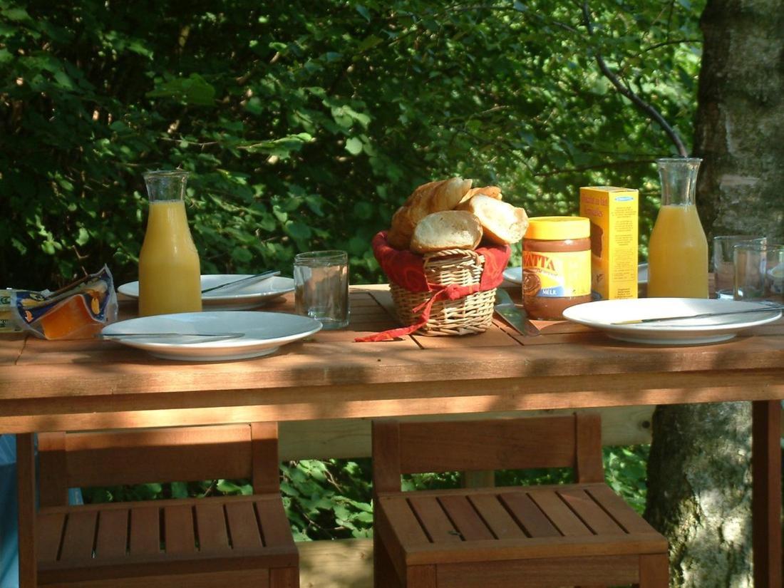 Gezellige Chalet Met Groot Zonneterras In Domaine Du Bonsoy - Vernieuwd In 2024 布莱蒙 外观 照片